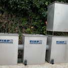 Complete FIAP stainless steel filtration system with mechanical and biological filters.