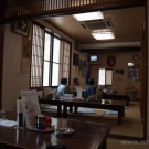 Interiér klasickej japonskej reštaurácie.