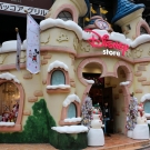 Obľúbený obchod japonských detí - Disney store.